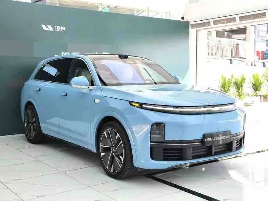 Li Auto L7 Ultra 2025 (обновлённая версия) — фото 2
