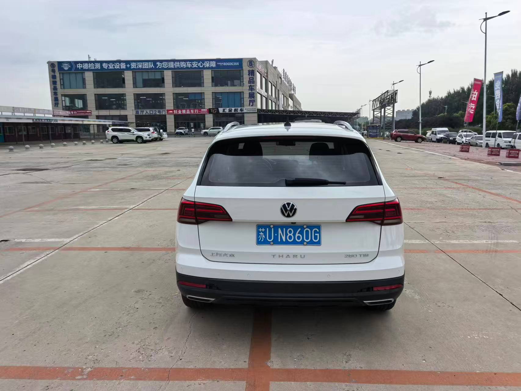 Volkswagen Tharu 280TSI — фото 4