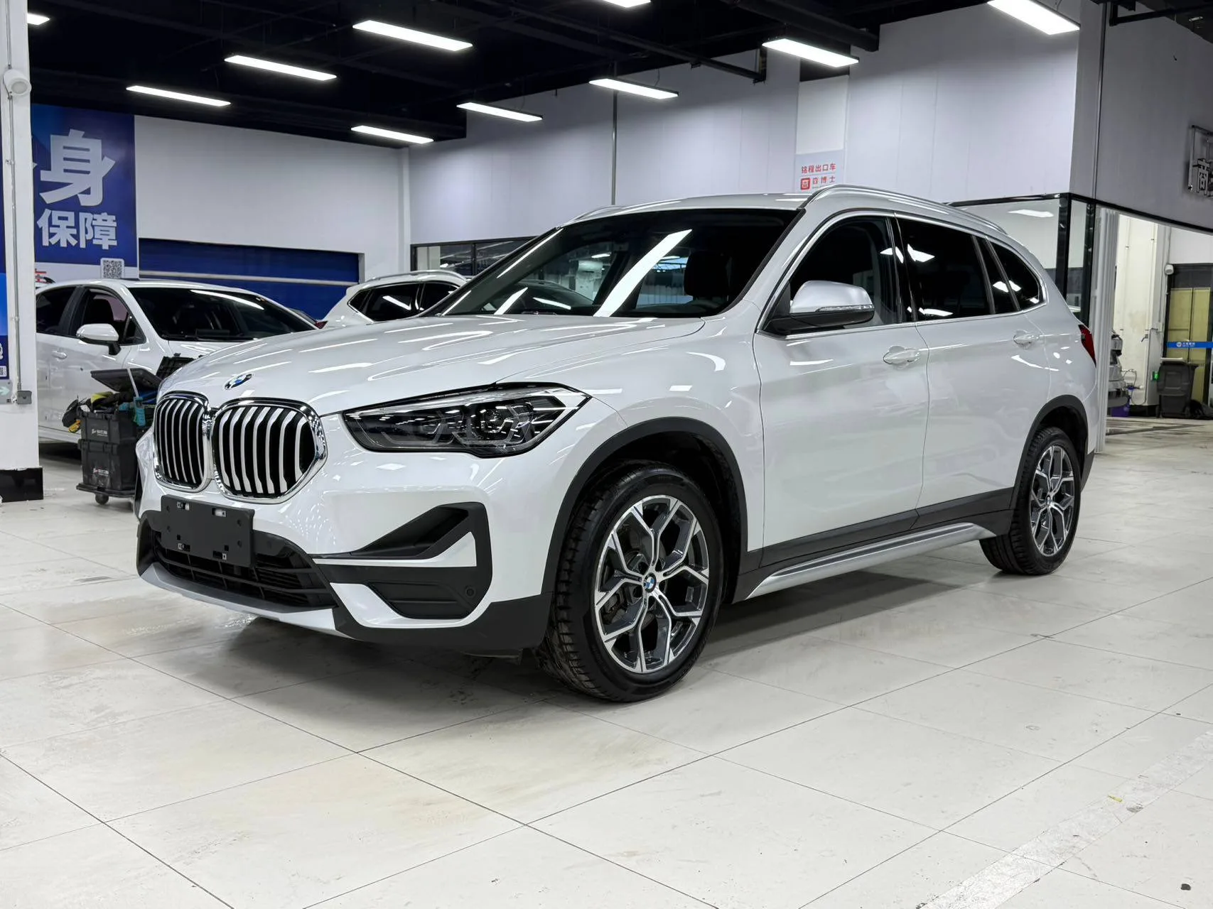 BMW X1 sDrive20Li Premium — фото 4