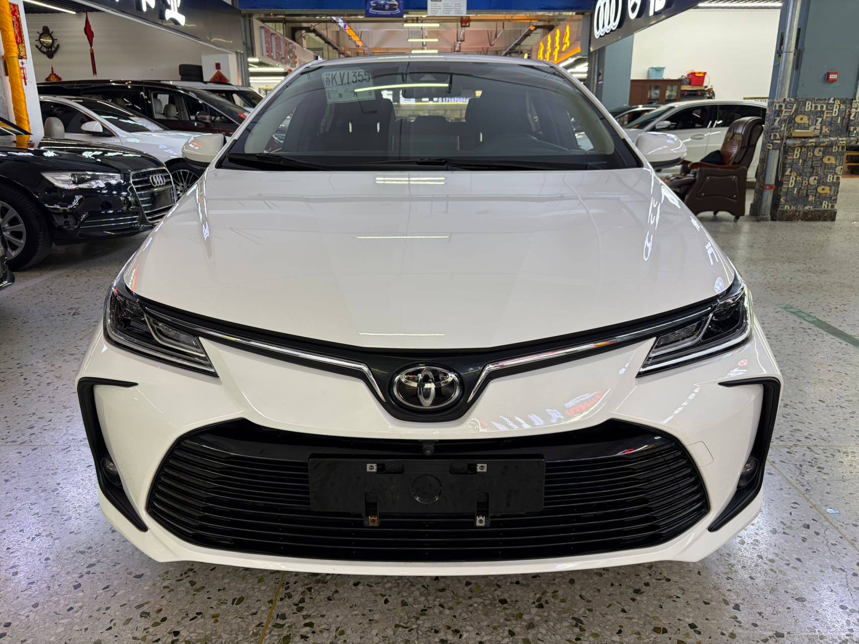 Toyota Corolla 1.5L CVT Elite — фото 2
