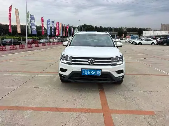 Volkswagen Tharu 280TSI